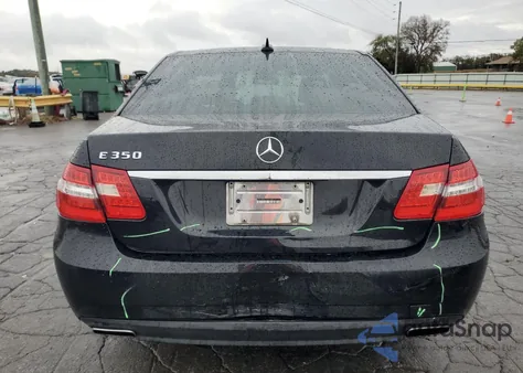 2013 Mercedes-Benz E 350 из США, поврежденный, VIN WDDHF5KB2DA757095